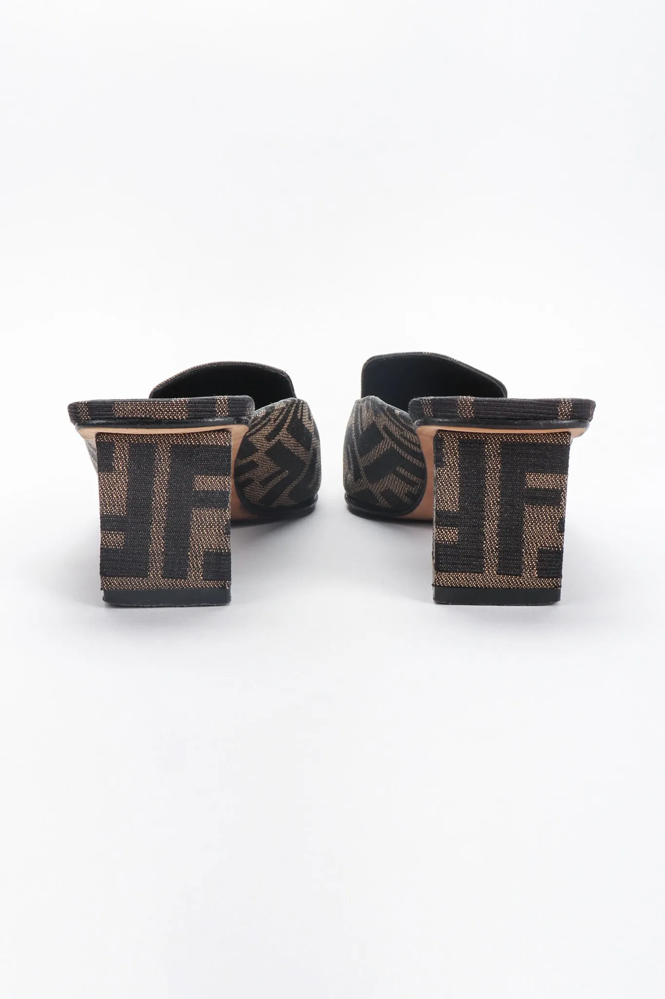 Zucca Block Heel Mules
