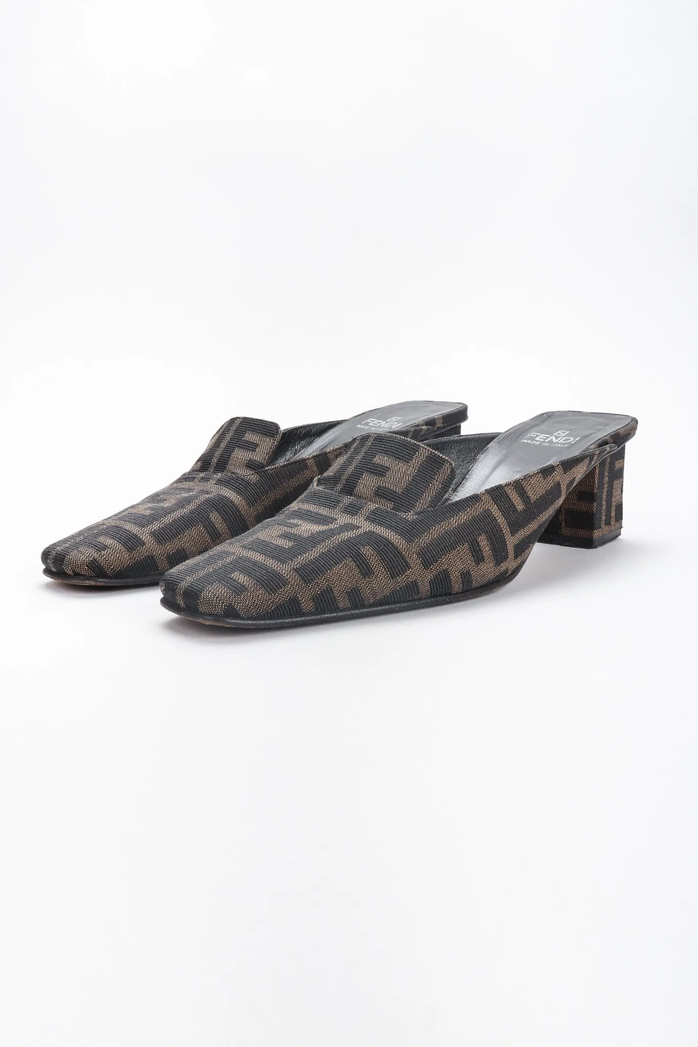 Zucca Block Heel Mules